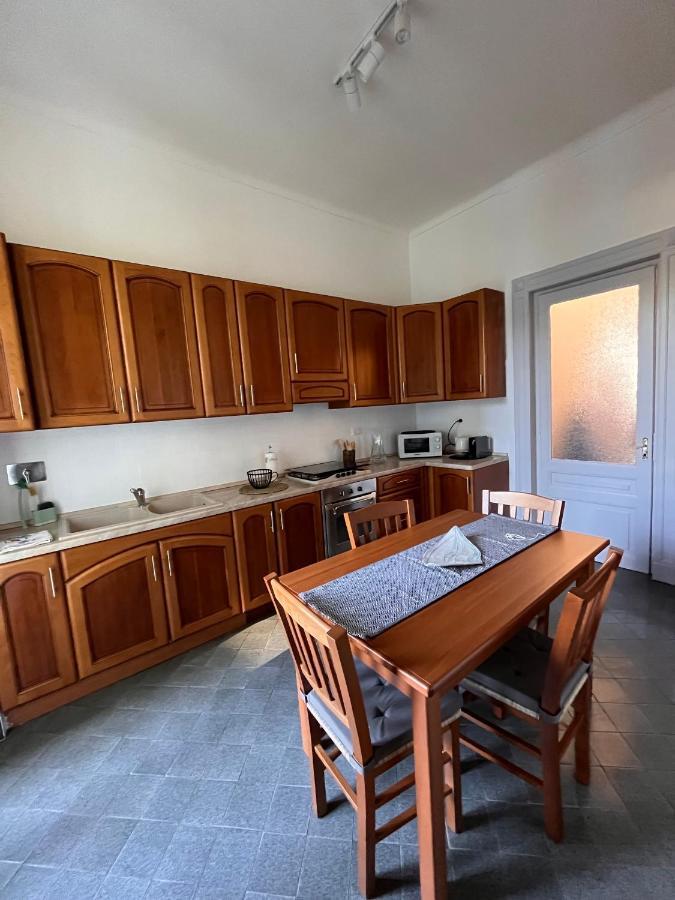 Elegante E Accogliente Appartamento A Torino Eksteriør billede